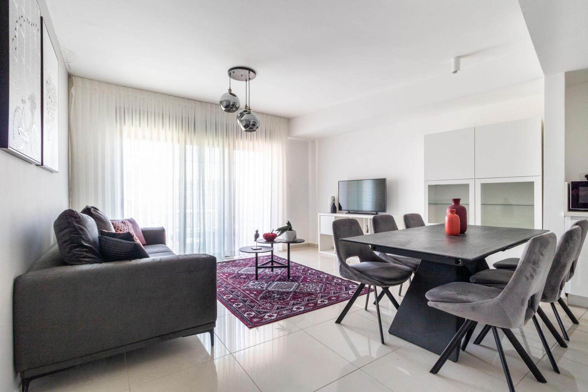 Stylish 1 Bedrooms Parking At City Gate Єрусалим Екстер'єр фото