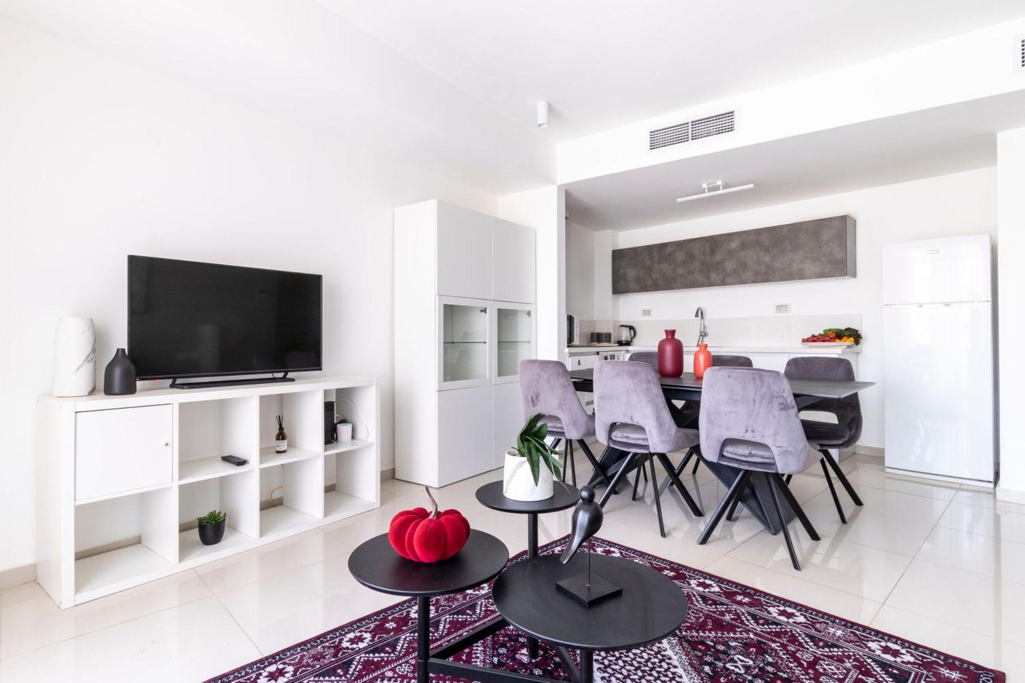 Stylish 1 Bedrooms Parking At City Gate Єрусалим Екстер'єр фото